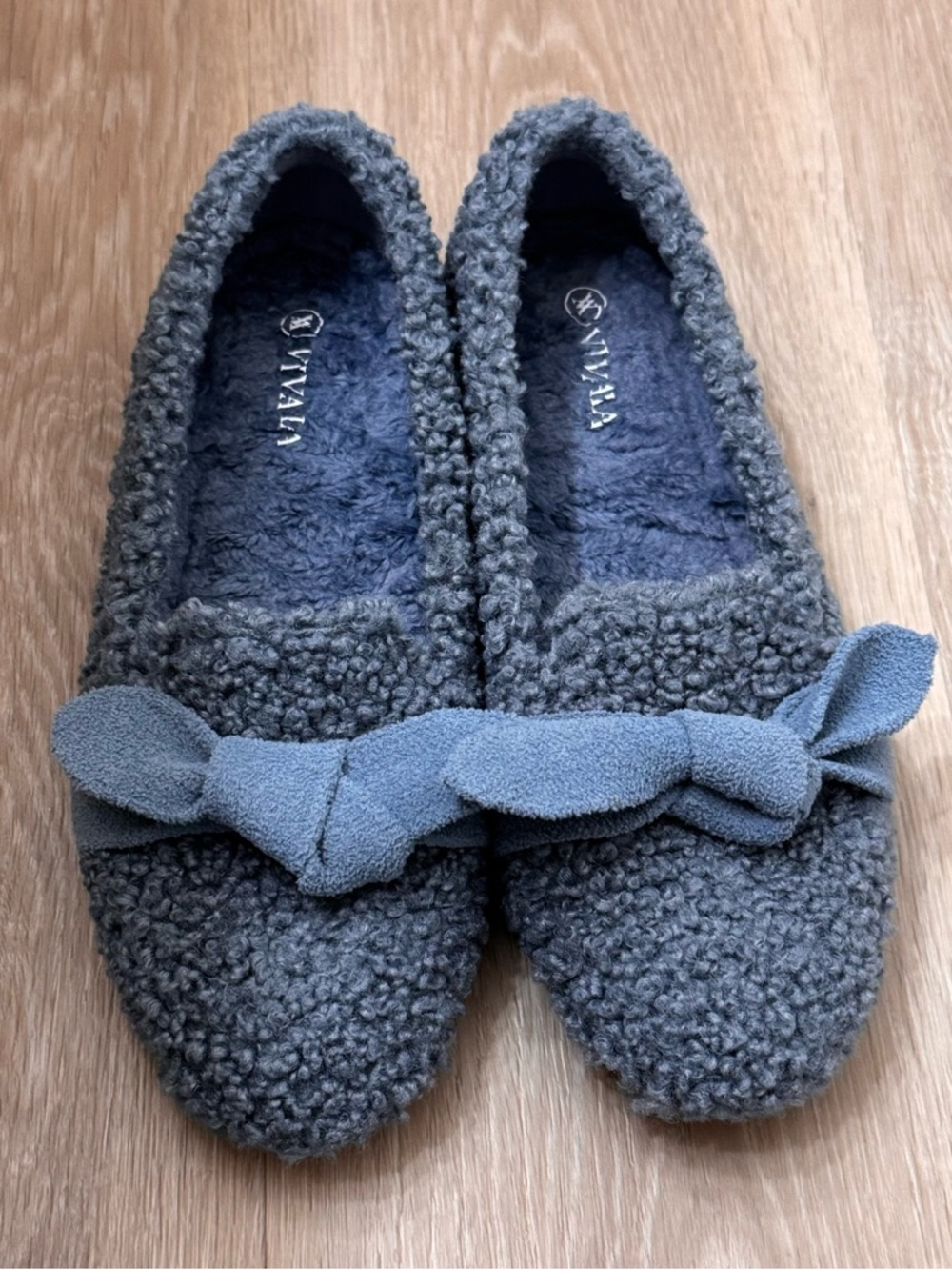 Vivaia Blue Loafers Size 39 US 8 Fuzzy Faux Fur Slipper Knotted Bow Front